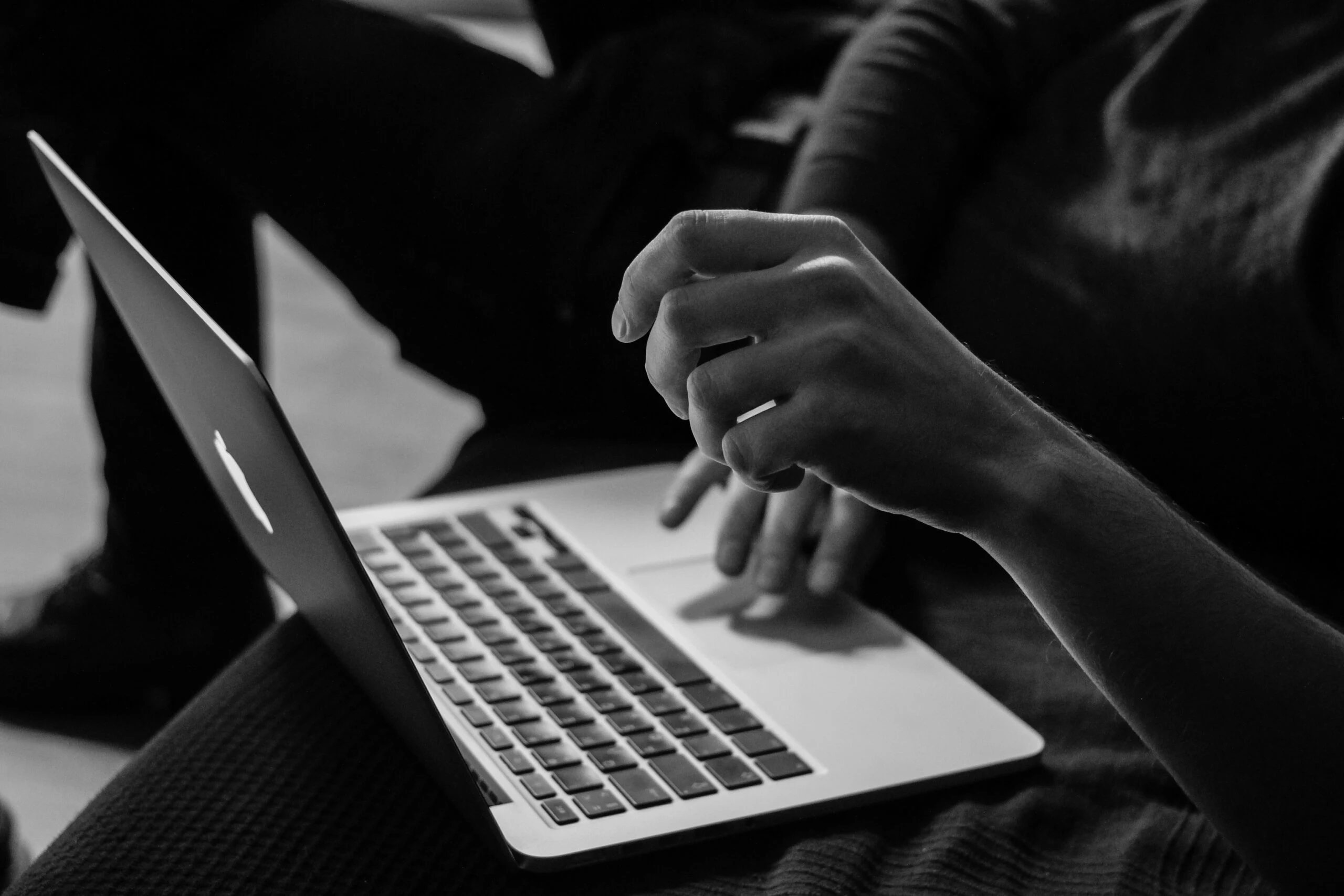how-a-pgdm-in-business-analytics-combines-business-and-technology.webp